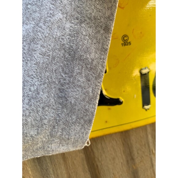 1982 Laurel Cardinals basketball big  graphic tee basketball Size M - Picture 4 of 8